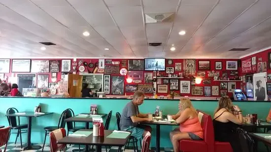 Famous 50's Diner