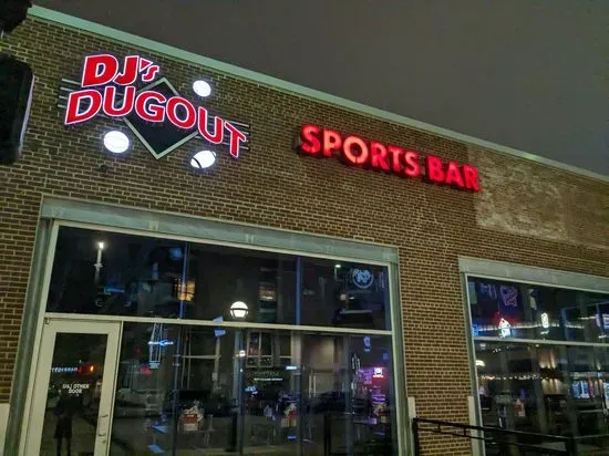 DJ's Dugout Sports Bar - Downtown