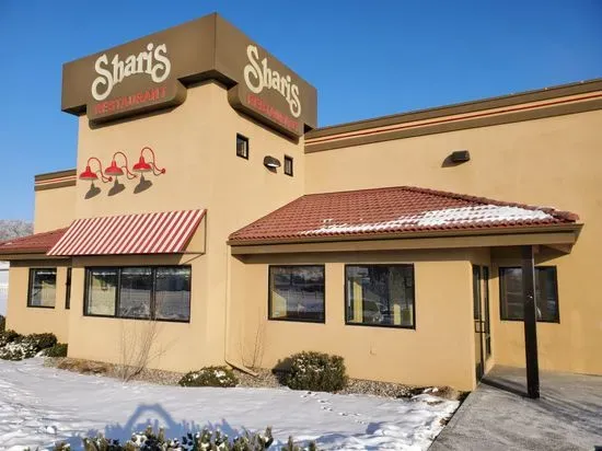 Shari's Cafe and Pies