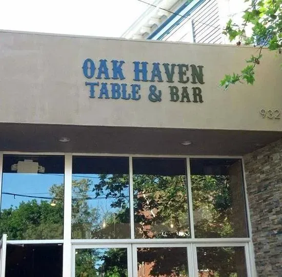 Oak Haven Table & Bar