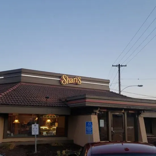 Shari's Cafe and Pies