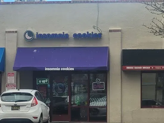 Insomnia Cookies