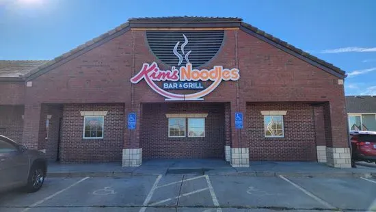 Kim's Noodles Bar & Grill