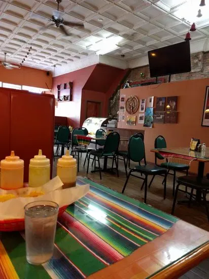 Gallos Mexican Restaurant