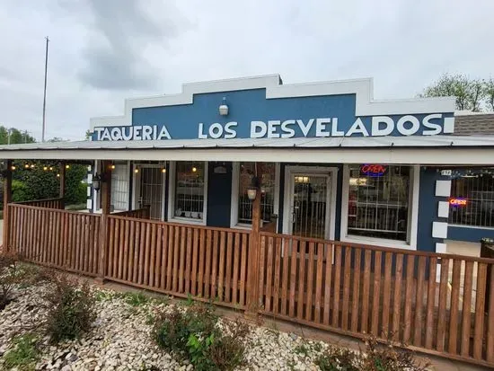 Los Desvelados