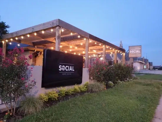 Social Deck + Dining