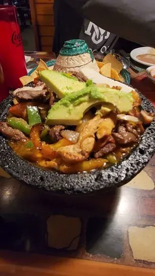 El Molcajeton