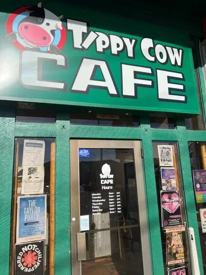 Tippy cow cafe