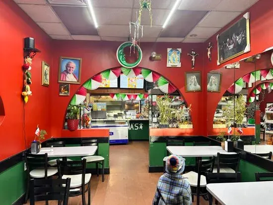 Luna's Mexican Rotisserie