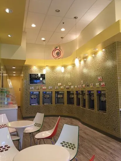 Peachwave Self-Serve Frozen Yogurt