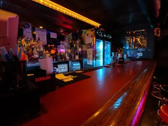 The Starlite Bar