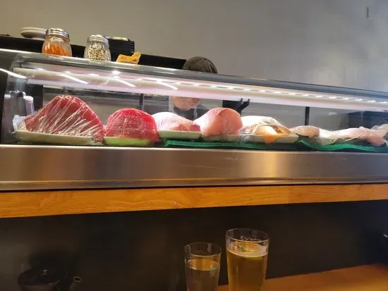 Hooked Sushi