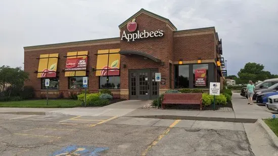 Applebee's Grill + Bar