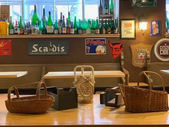 Novare Res Bier Cafe
