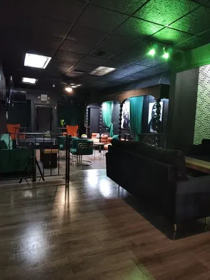 Allstars Smoke Shop & Lounge