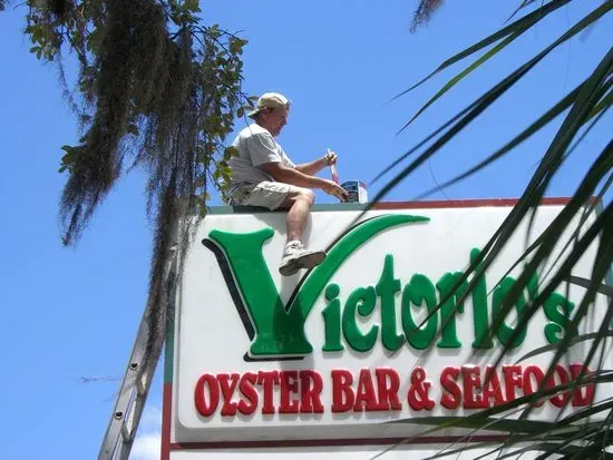 Victorio's Oyster Bar & Grille / Longwood