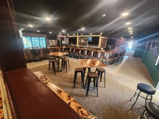 Mavericks Sports Bar and Grill