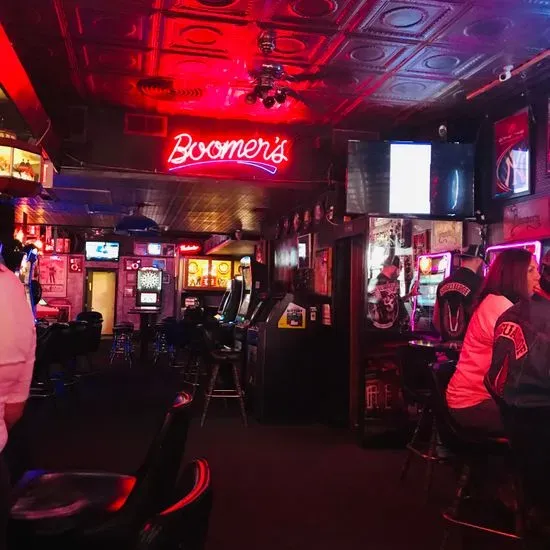 Boomer's Lounge