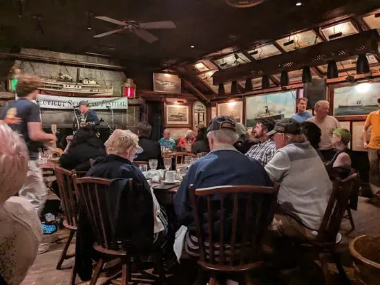 The Tap Room at The Griswold Inn