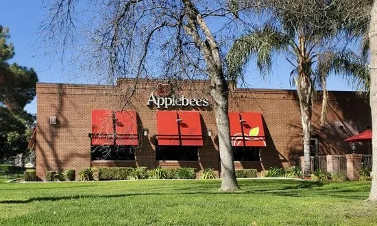 Applebee's Grill + Bar