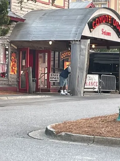 Coyote Ugly Saloon