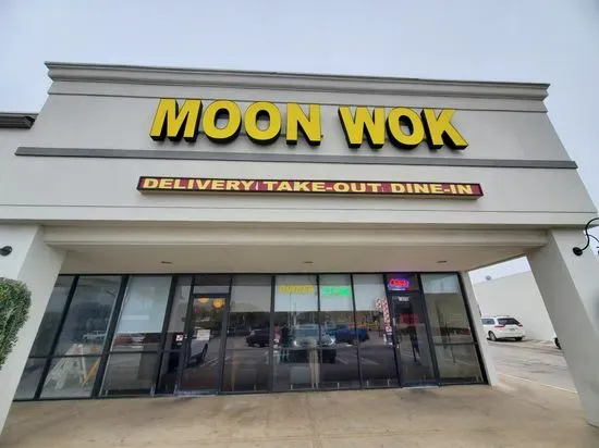 Moon Wok