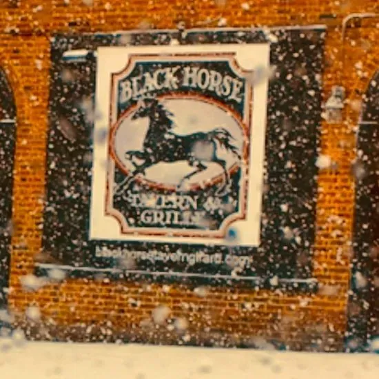 Black Horse Tavern and Grille