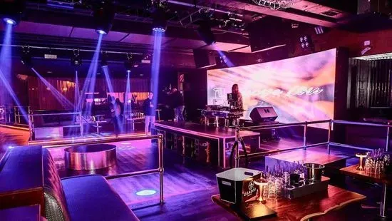 Escena Latin Nightclub