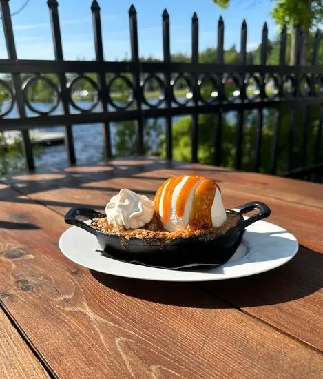 Boathouse Saranac Lake Pub