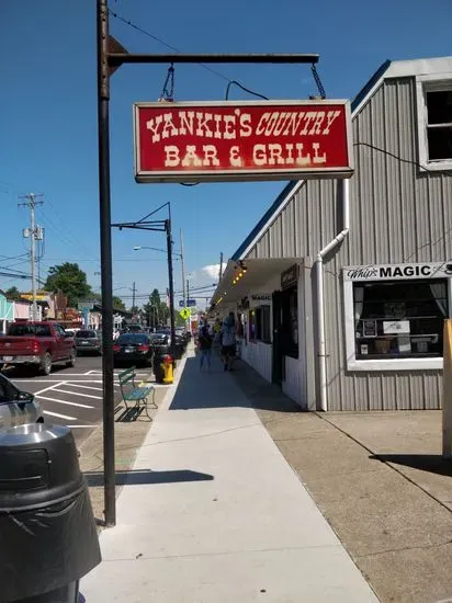 Yankies Bar & Grill