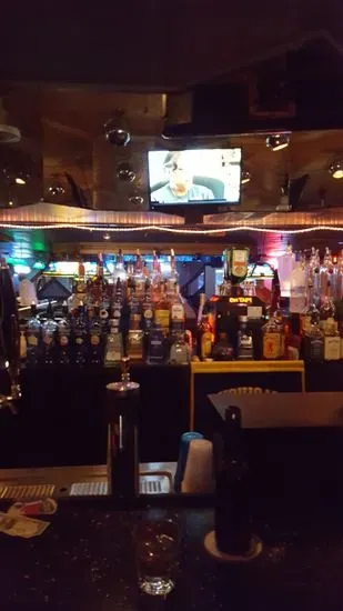 Missi's Sports Bar & Lounge