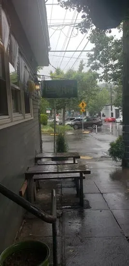 Leaky Roof Gastro Pub