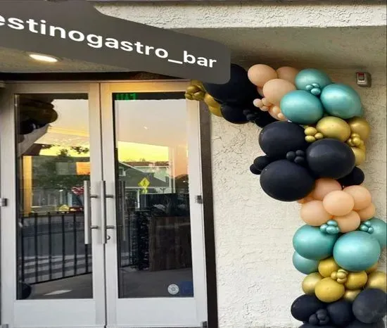 Clandestino Gastro-Bar