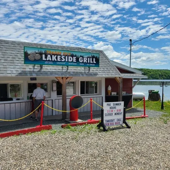 Trader Ed's Lakeside Pub