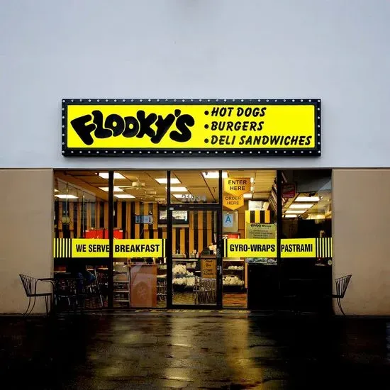 Flooky's - Woodland Hills