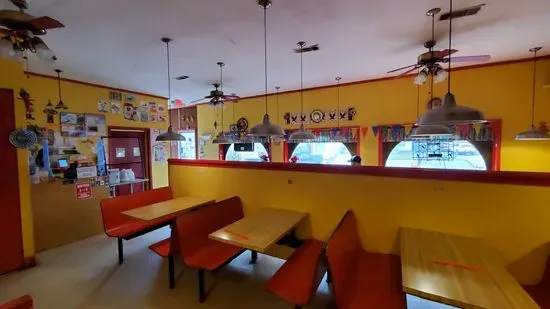 El Rios Mexican Cafe