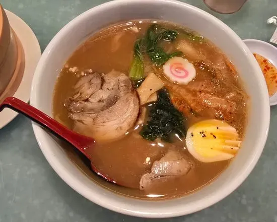 KAZUE Ramen & Sushi Bar