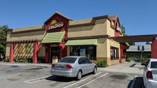 Del Taco