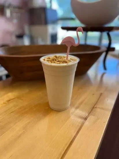 Flamingo Breeze Smoothie Bar