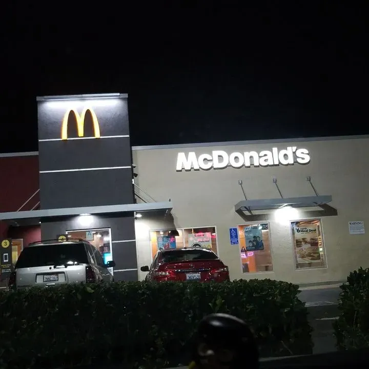 McDonald's Compton, CA Checkle