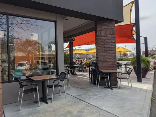 Tea Bar & Fusion Café - Chico Forest Avenue