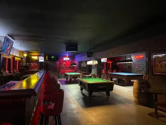 El Boulevar Sports Bar