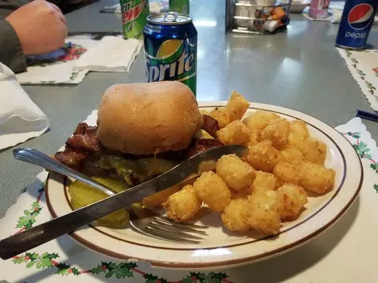 Joes Kelly Lakeside Restaurant