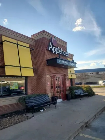 Applebee's Grill + Bar