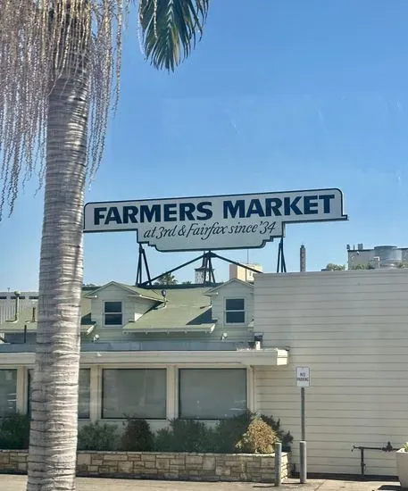 Farmers Market Bar 326