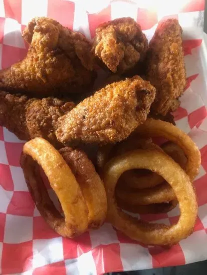 Wingz N Thingz Food Truck