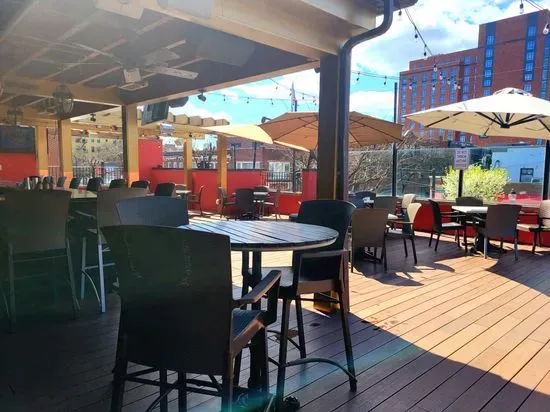 Maggie Spillane's Ale House and Rooftop