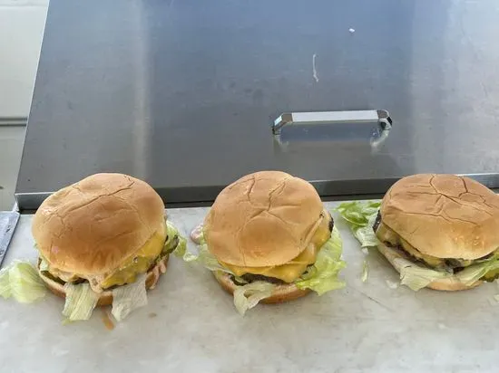 Rock'n Burgers-n-Dogs!