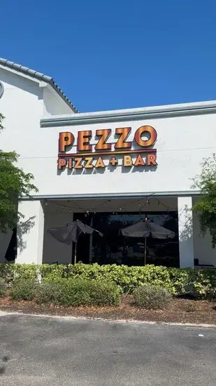 Pezzo Pizza + Bar