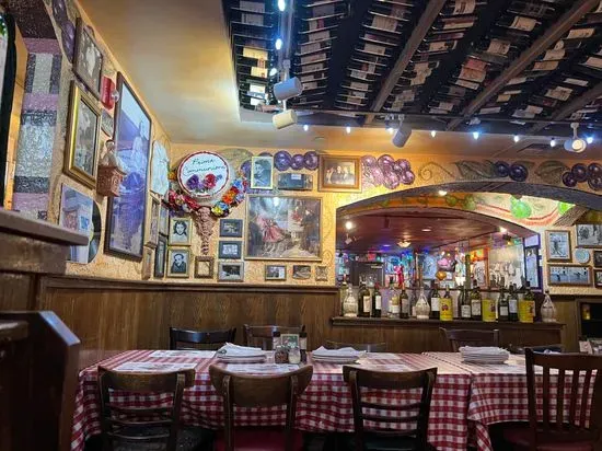 Buca di Beppo Italian Restaurant